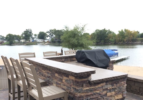 Outdoor Kitchen ($11,000-$20,000)